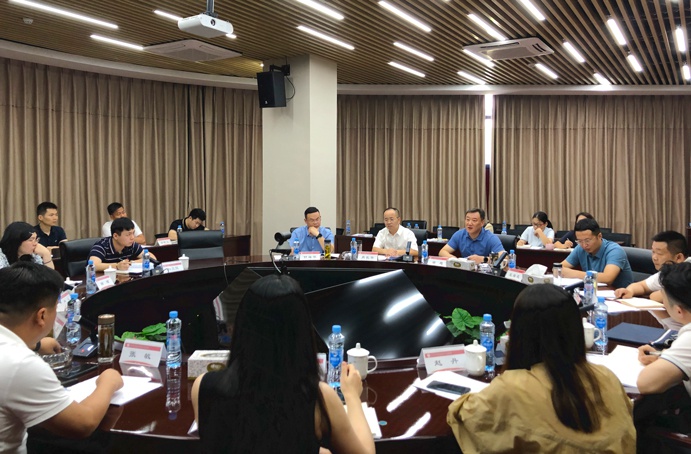 南昌市政公用集團調(diào)研組到南昌市政建設調(diào)研經(jīng)理層任期制和契約化管理工作6912.jpg