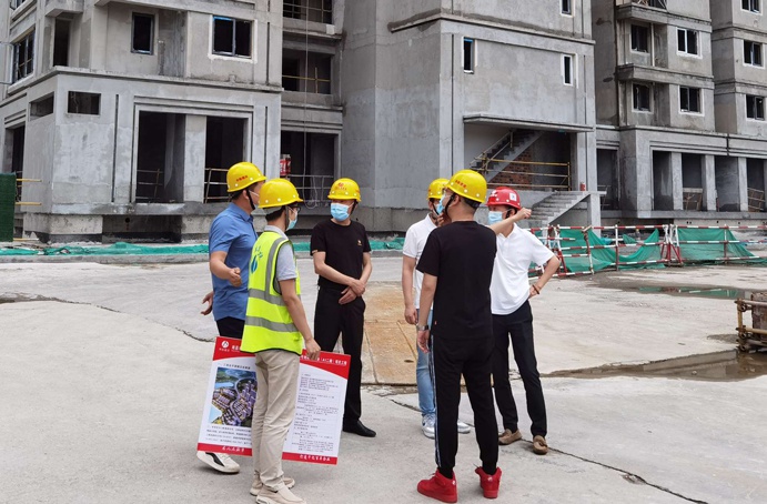 張世東先后前往公司杭州、蘇州、無錫三地房建項目檢查指導(dǎo)安全生產(chǎn)工作